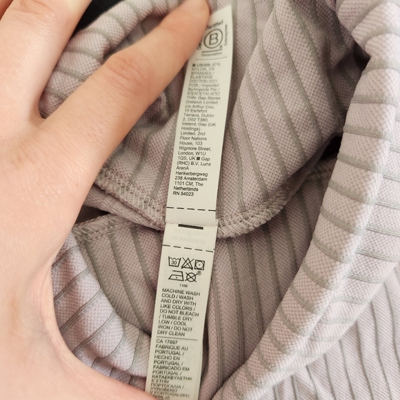 Athleta Flurry Endeavor Turtleneck Shasta Purple Grey Size Small - Picture 5 of 7